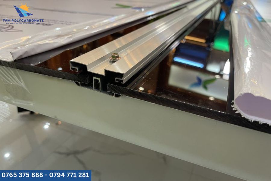 Nẹp nhôm này rất quan trọng