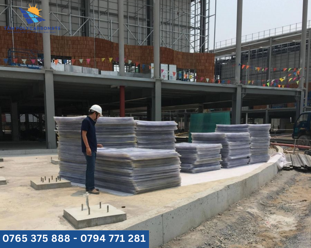 kiểm tra tấm poly đặc 10mm