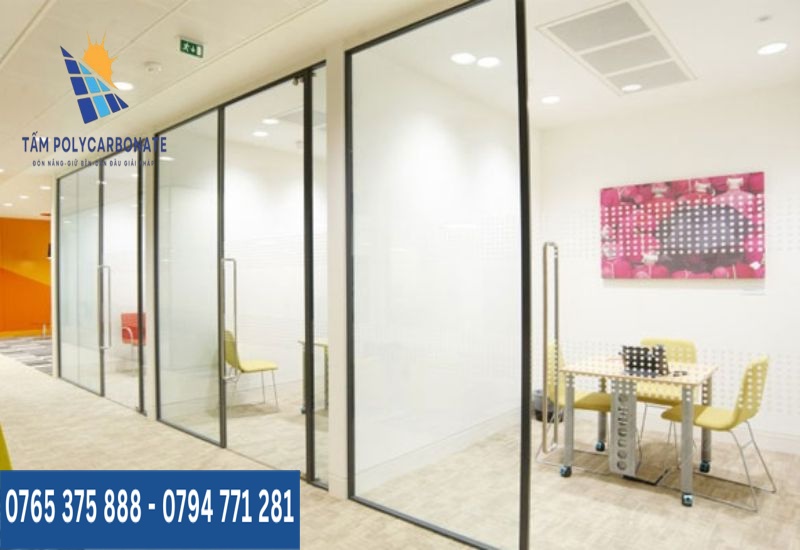 Vách ngăn cho phòng học