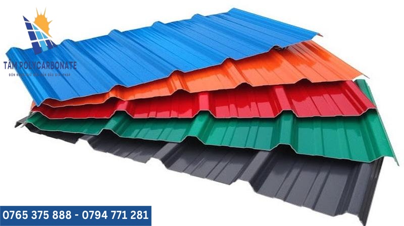 tôn polycarbonate sóng vuông có bảo hành