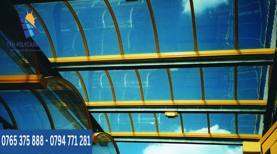 Tấm lợp lấy sáng polycarbonate của Đức
