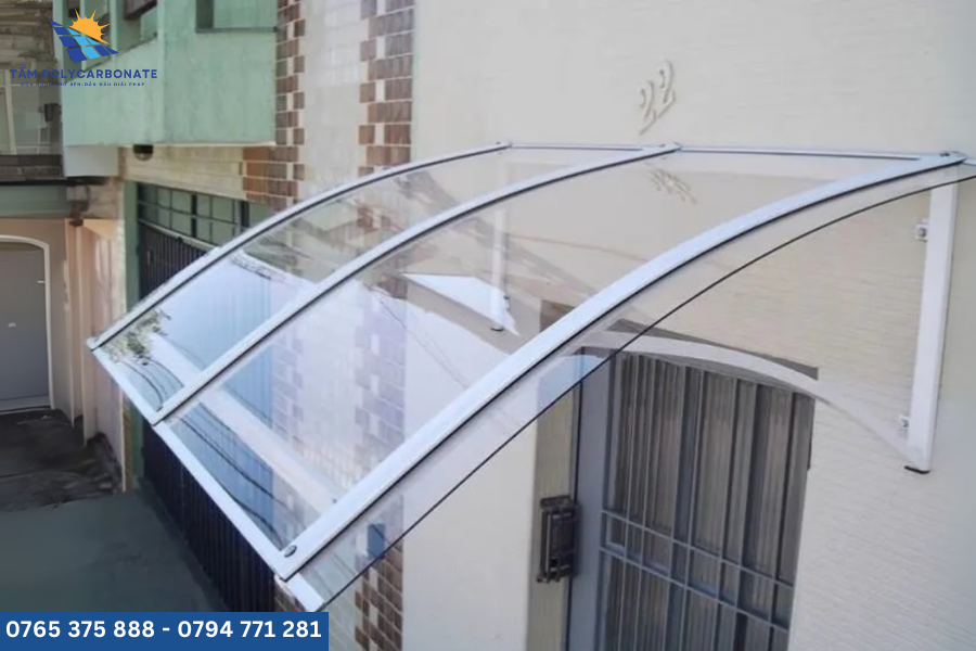Mái che lấy sáng polycarbonate
