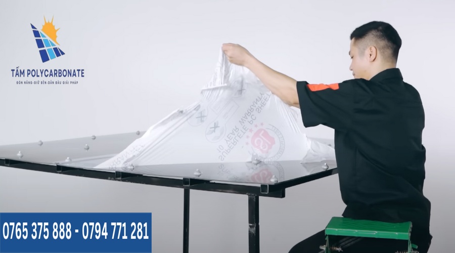 Bóc màng bảo vệ poly 10mm