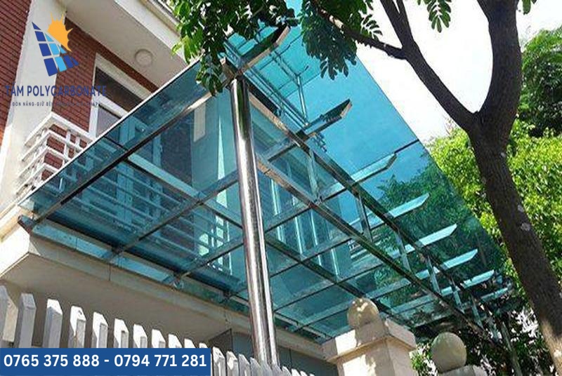Ứng dụng kính nhựa poly