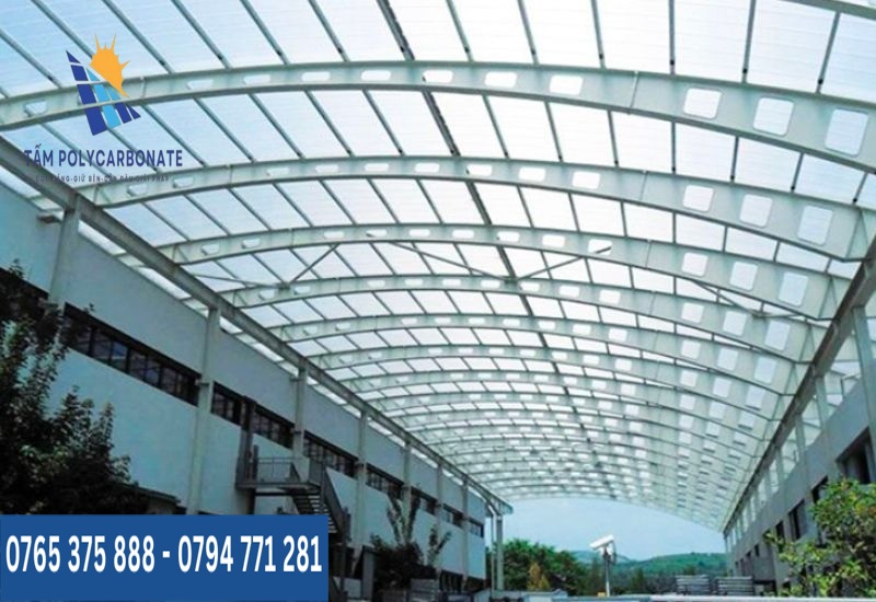 Ứng dụng của tấm Polycarbonate trắng đục
