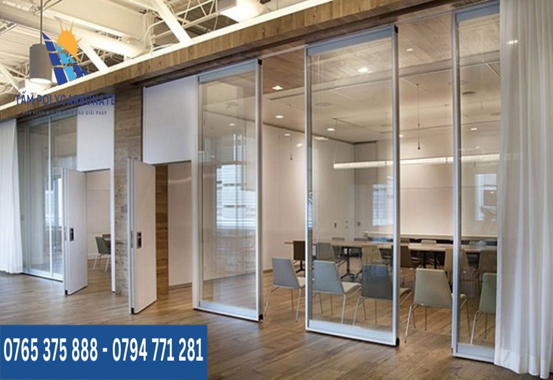 Khái niệm vách ngăn Polycarbonate
