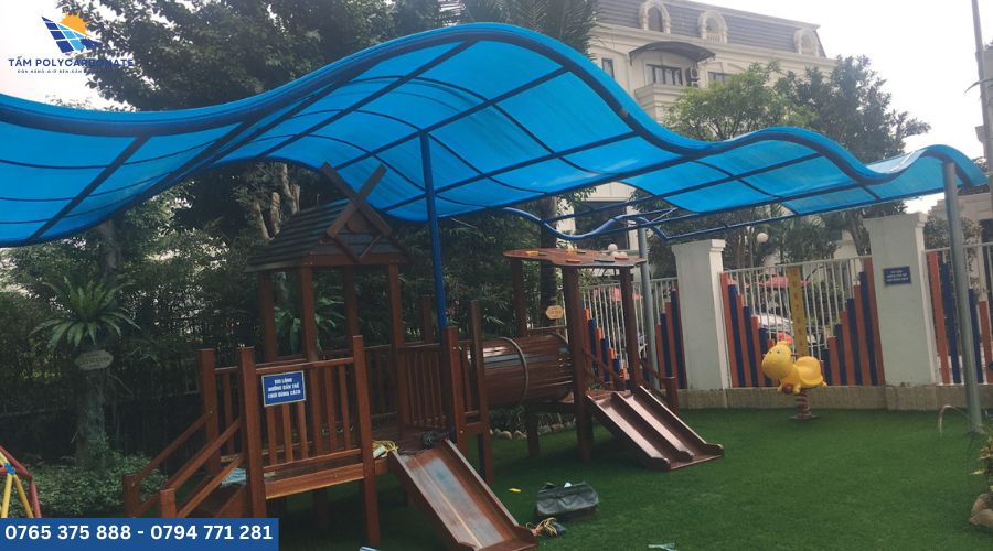 tấm lợp lấy sáng poly rỗng 4,5mm