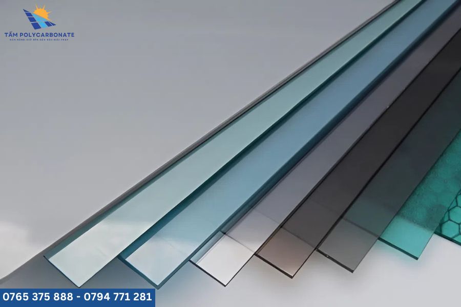 Tấm lợp polycarbonate đặc