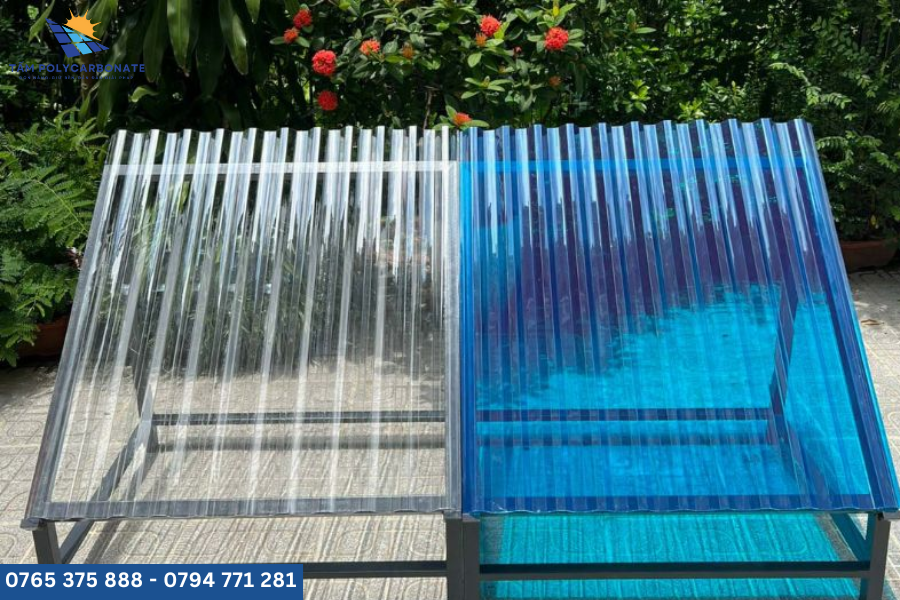 Tấm Poly lấy sáng hấp thụ nhiệt