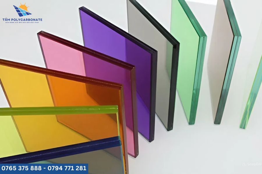Ứng dụng tấm polycarbonate thực tế