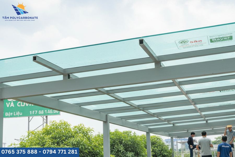 Ứng dụng tấm poly lấy sáng